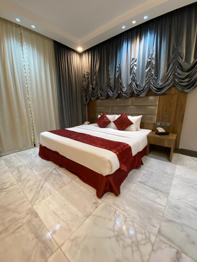 الروض للشقق المفروشه خاصة Medina Luaran gambar